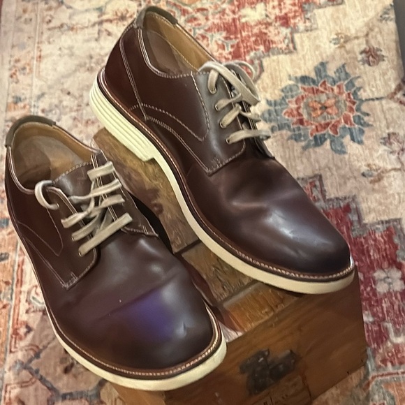 2018 Men’s Leather Dockers. (BT 4) - Picture 1 of 7